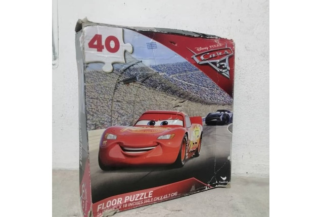 Disney car floor puzzle Preowned x  1