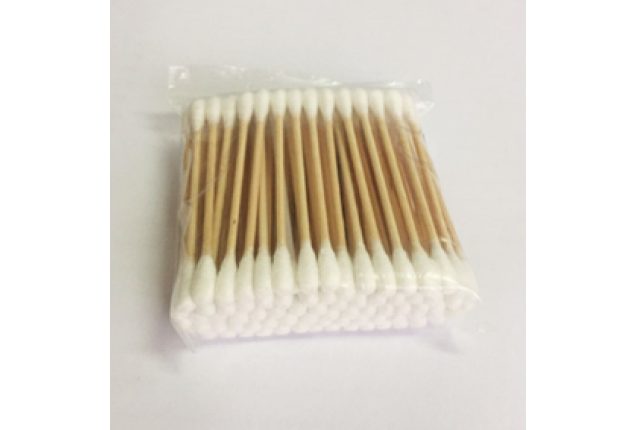 Cotton swabs or cotton buds