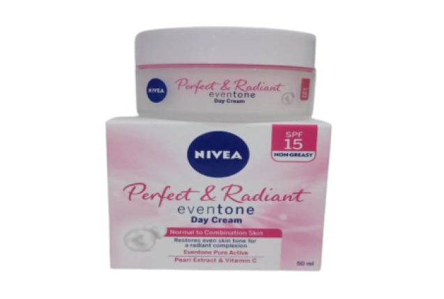 Nivea Face care Perfect & Radiant Eventone Day Cream 50ml (3x4) -81252 per carton