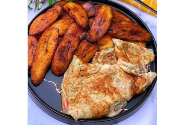 Omelett with Plantain per portion