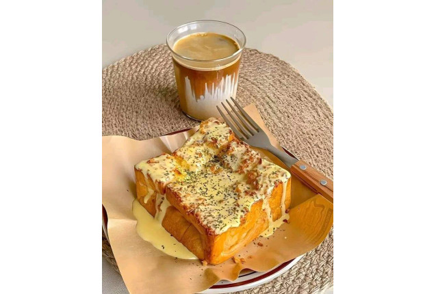 Omelette with Rich Tea- per Portion