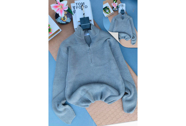 Gray Ribbed Turtleneck Sweater