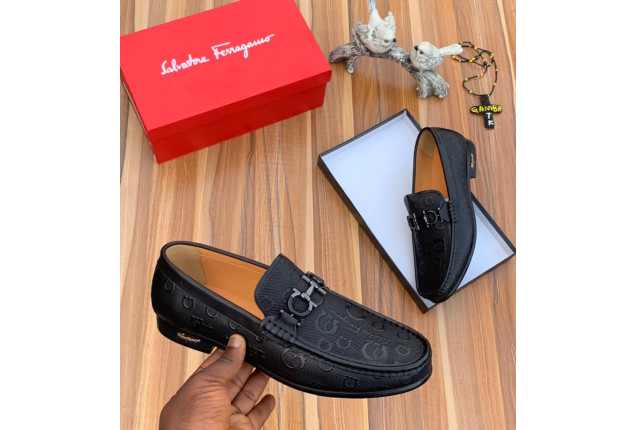 “Ferragamo Logo Loafers