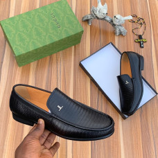 Black Crocodile-Textured Gucci loafer