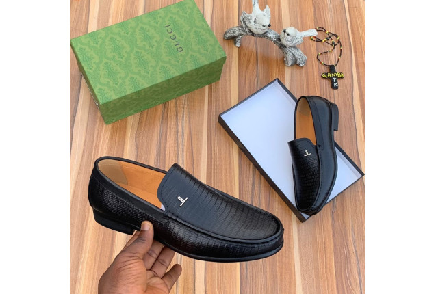 Black Crocodile-Textured Gucci loafer