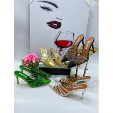 Collections of High-heeled Pumps