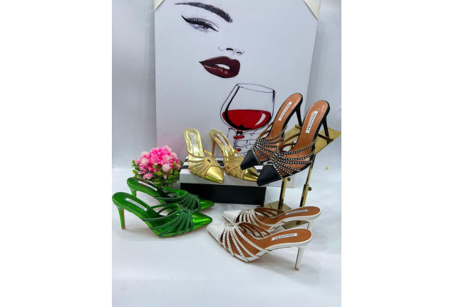 Collections of High-heeled Pumps