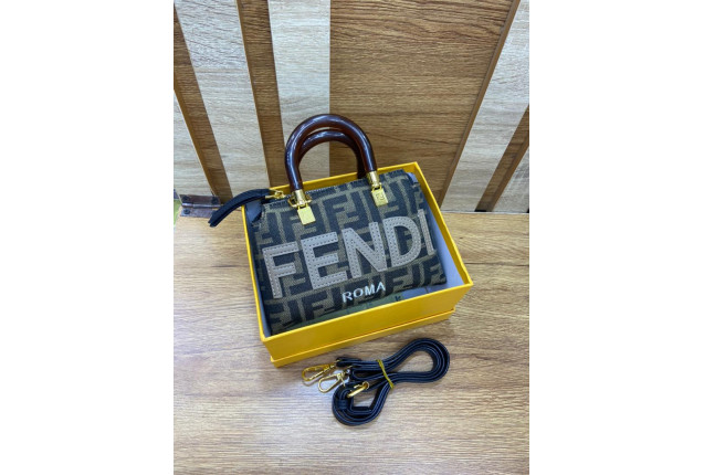 Fendi Roma handbag -dark brown with black tones