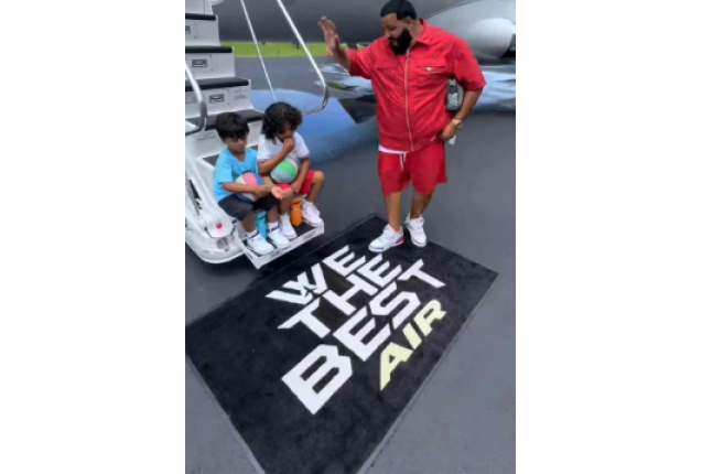 WE THE BEST AIR Rug