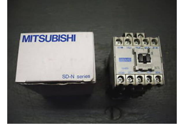 Mitsubishi SD-N12 DC24V Electromagnetic Contactor (Part No. GX300I03610)