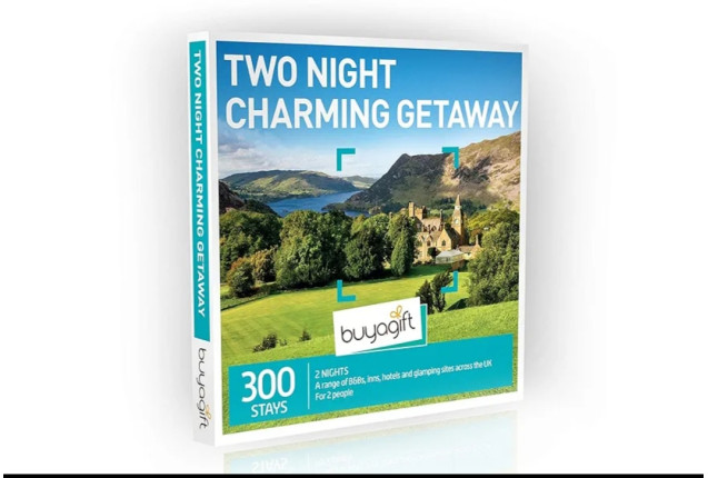 Buyagift 2-Night Charming Getaway Gift Experience Box for 2 | 300+ UK & Europe Stays
