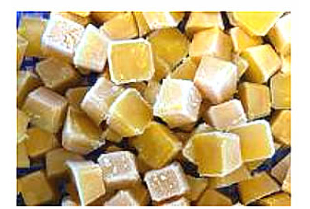 Frozen Passion Fruit Cubes Without Seeds (1 kg per PE Bag)
