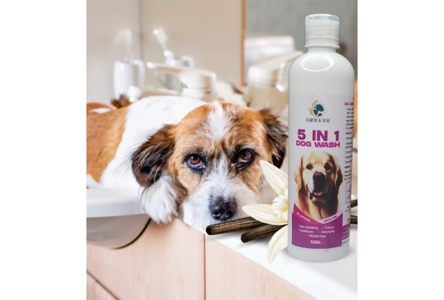 Premium All-Round Dog Shampoo for Longhaired Breeds Natural Moisturizing & Detangling Formula x 16