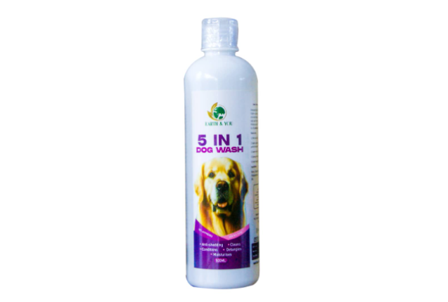 Premium All-Round Dog Shampoo for Longhaired Breeds Natural Moisturizing & Detangling Formula x 16