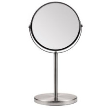 Standing Mirror – Compact Tabletop Beaut