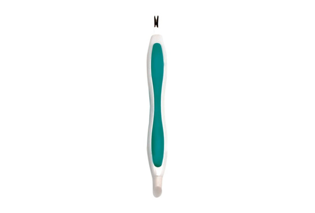 Titania Softtouch Cuticle Knife and Pusher 1