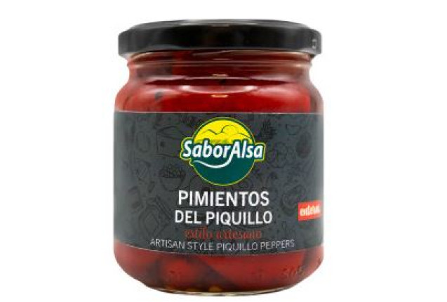 Artisan Whole Piquillo Pepper 212 - 198/165 x 12