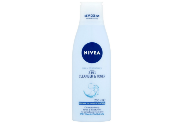 Nivea Daily Essentials 2in1 Cleanser and Toner x 6