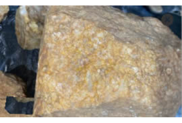 Non-magnetic Exotic and Colourful Quartzite (1 kg)