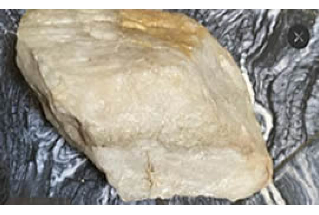 Exotic and Colourful Non-Magnetic Quartz (1 kg)