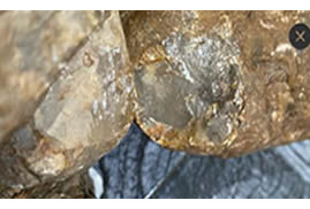 Quartz in Host Rock | Non-Magnetic | 85% Confidence (1 kg)