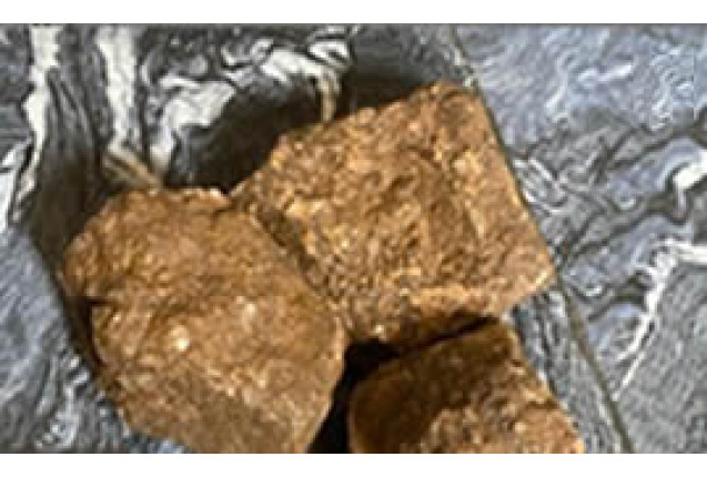 Non-magnetic Granite (1 kg)