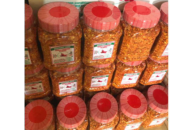 Dominant Agro Hot Pepper Flakes (200 g)