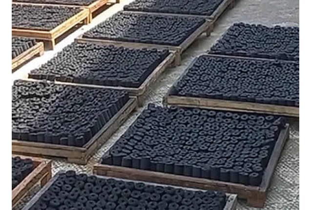 Premium Charcoal Briquettes (1 Ton)