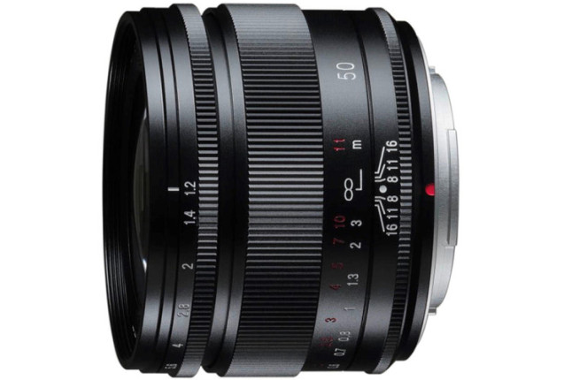 Voigtländer Lens - X-Mount Fujifilm (50mm F1.2 Nokton X-Mount)