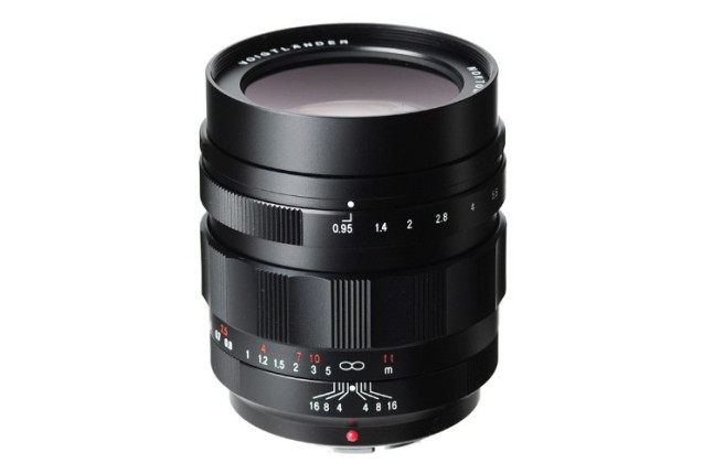 Voigtländer Lens - MFT-Mount (42,5mm F0.95 Nokton MFT)