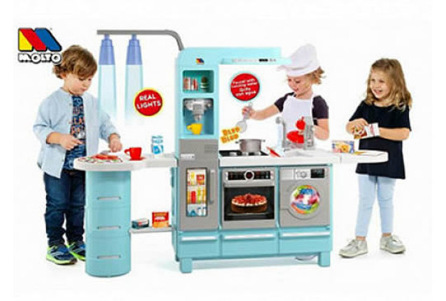 Kitchen with Lights, Sounds and Blue Taps (Classic Toys for Children)