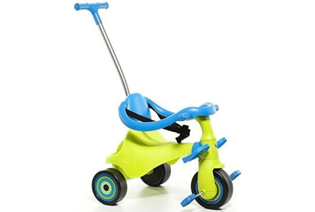 TRICYCLE WITH TRAY AND POLE