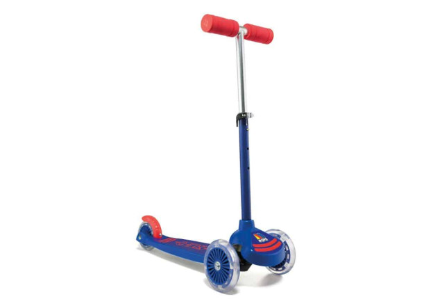 MAXI SCOOTER WITH BLUE LIGHTS x 6
