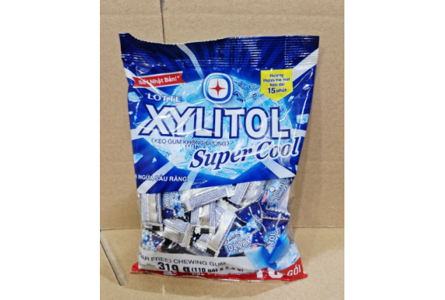 Lotte Xylitol Cool Gum 319g x 20
