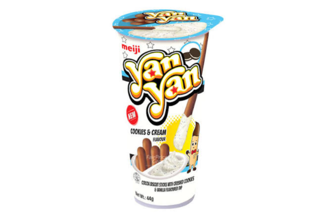Meiji Yan Yan Cookies And Cream Biscuits Snack 44g x 80