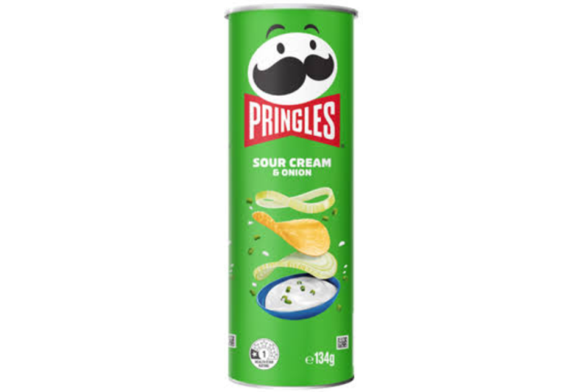 Pringles Potatoes Chips Sour Cream Onion 134g x 12