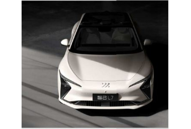 IM L7 Chinese Car