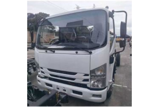 Isuzu 700P Truck