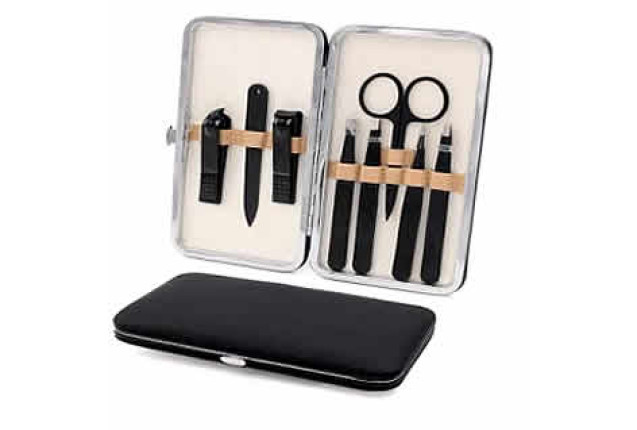 Compact Black Manicure Set (Model WM-MK04)