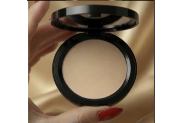 Aureva Luxury Compact Powder – 12g | Smooth, Flawless Finish