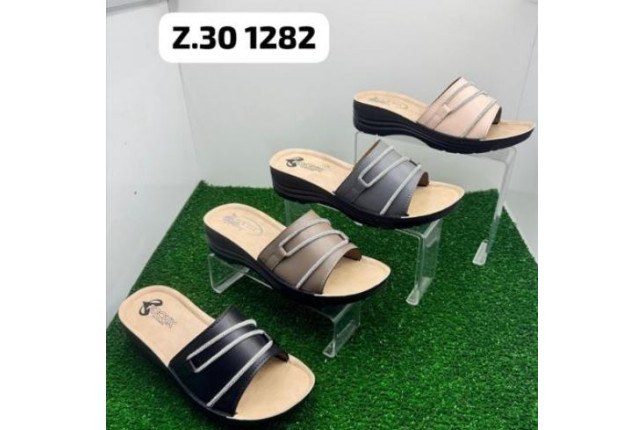Top Quality Slippers (Model Z30.1282)