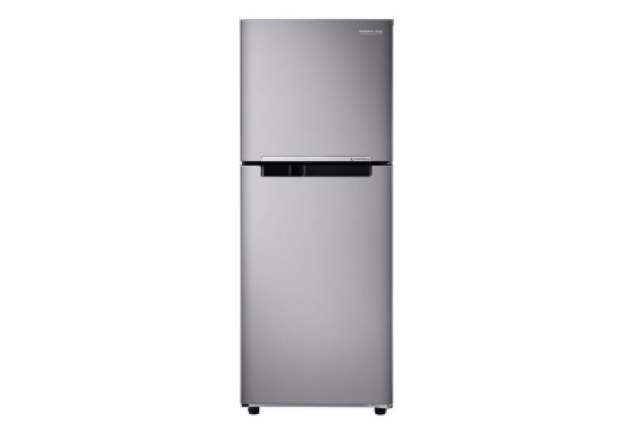 SAMSUNG REFRIGERATOR- TMF- TOP MOUNT FREEZER + TWIST ICE MAKER. Model:RT20HAR2DSA/UT