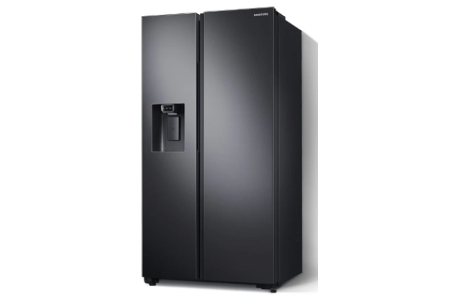 SAMSUNG REFRIGERATOR- SBS- SIDE BY SIDE- ICE CUBE MAKER + WATER DISPENSER Model:RS64R53112A/UT