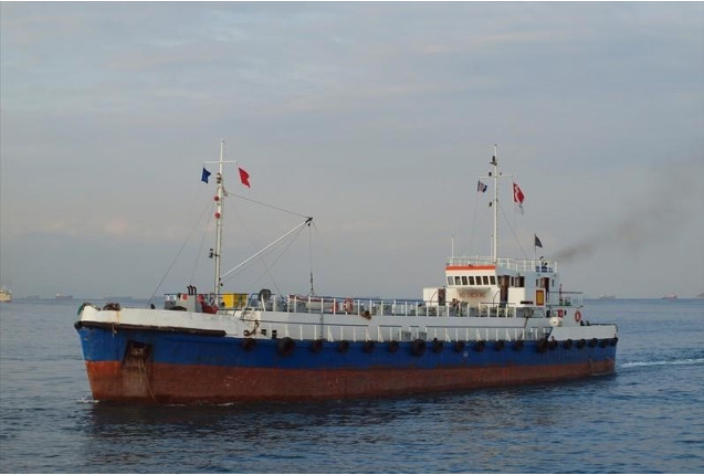 Vinatage sea going tanker 1587 ton