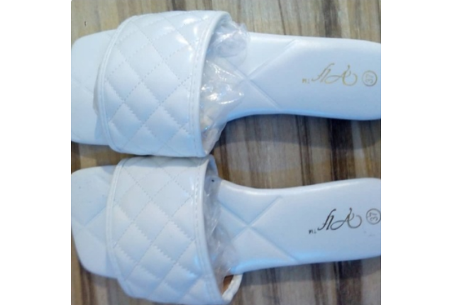 Fashion White Slippers