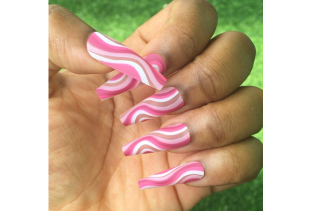 Pink Swirl Press on Nails - 01