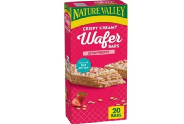 Nature Valley Strawberry Crispy Creamy Wafer Bars, Made with Oat Butter and Whole Grains, 20 Bars