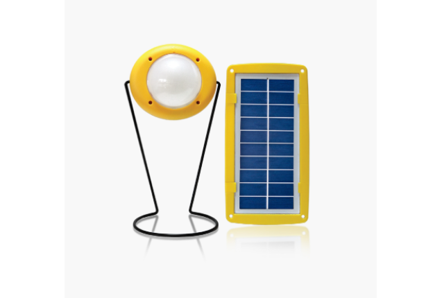 Sunking Pro 200 with a 2.35W polycrystalline solar panel,