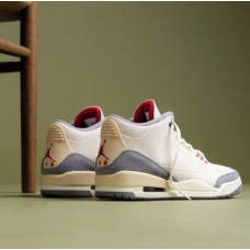 Air Jordan III Sneakers