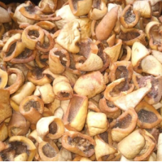 Dried White Ponmo ( cow-skin) 